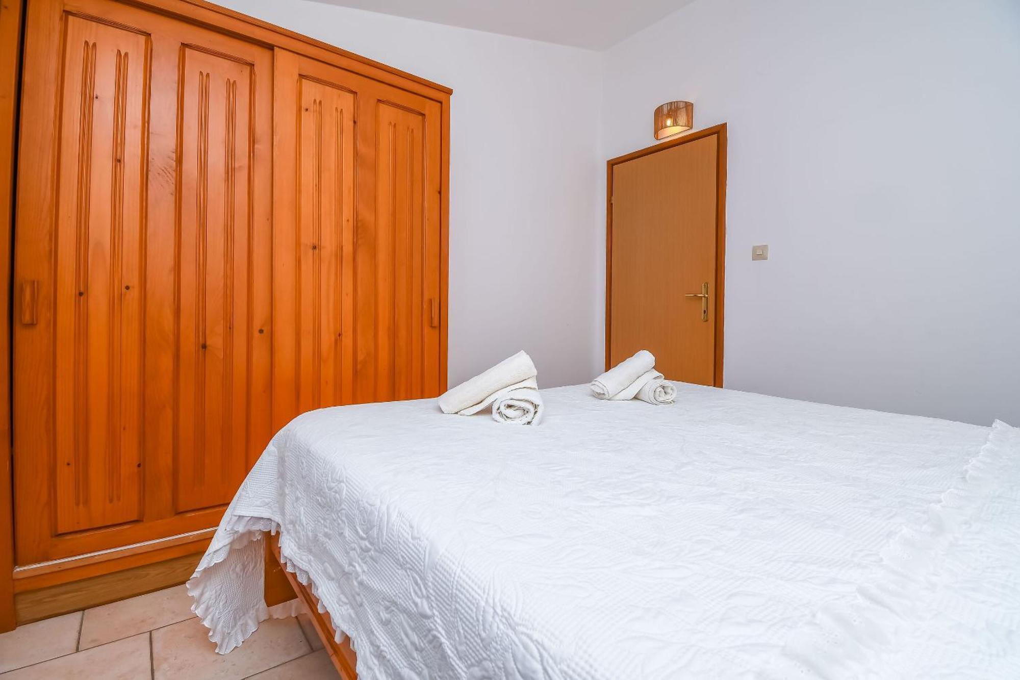 Apartments Tina Poljica  Luaran gambar