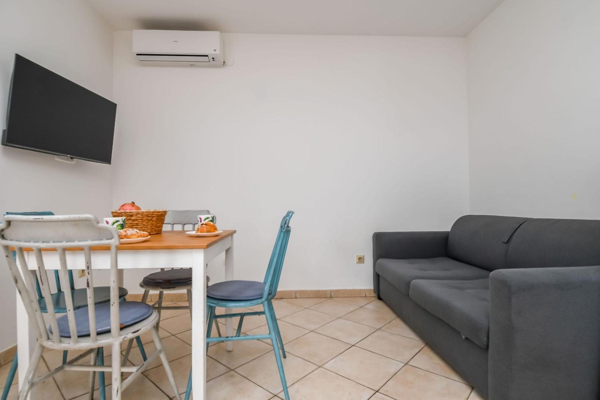 Apartments Tina Poljica  Luaran gambar